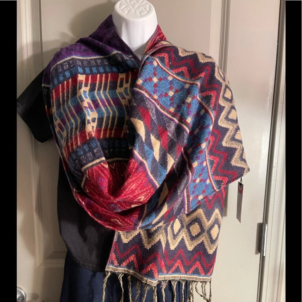 NWT.  Sacred Threads Scarf. 219734A. 02BL/BL - Picture 5 of 5
